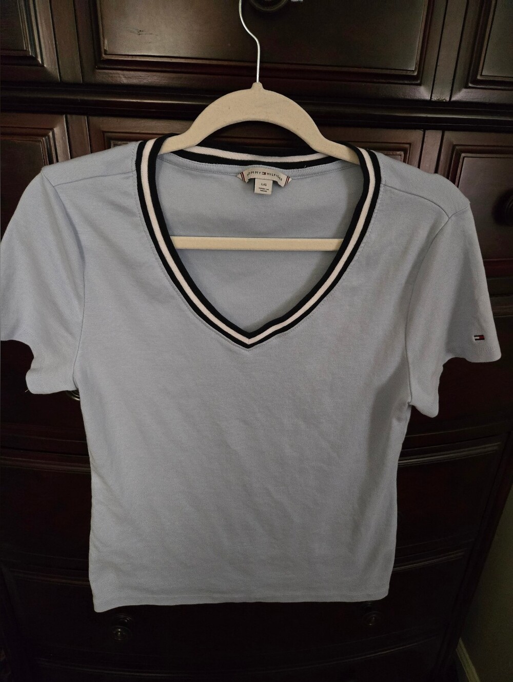 Tommy Hilfiger Light Blue V‑Neck Short Sleeve Tee with Contrast Trim